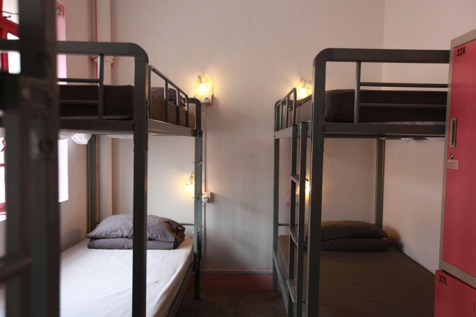 Kampong @ Arab Hostel Singapore Bagian luar foto
